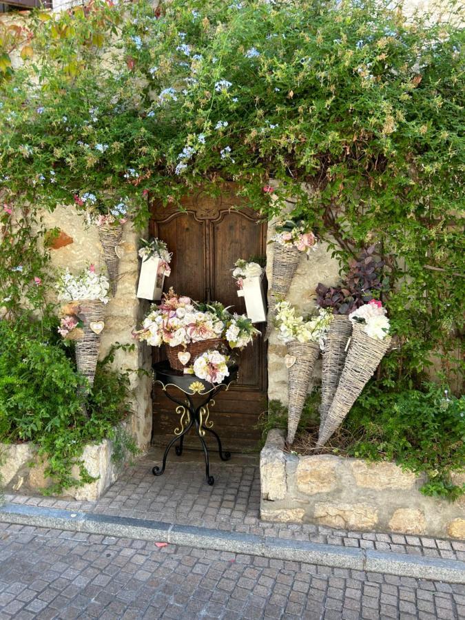 L'Oustaou Bello Visto Le Castellet (Var) Exterior foto